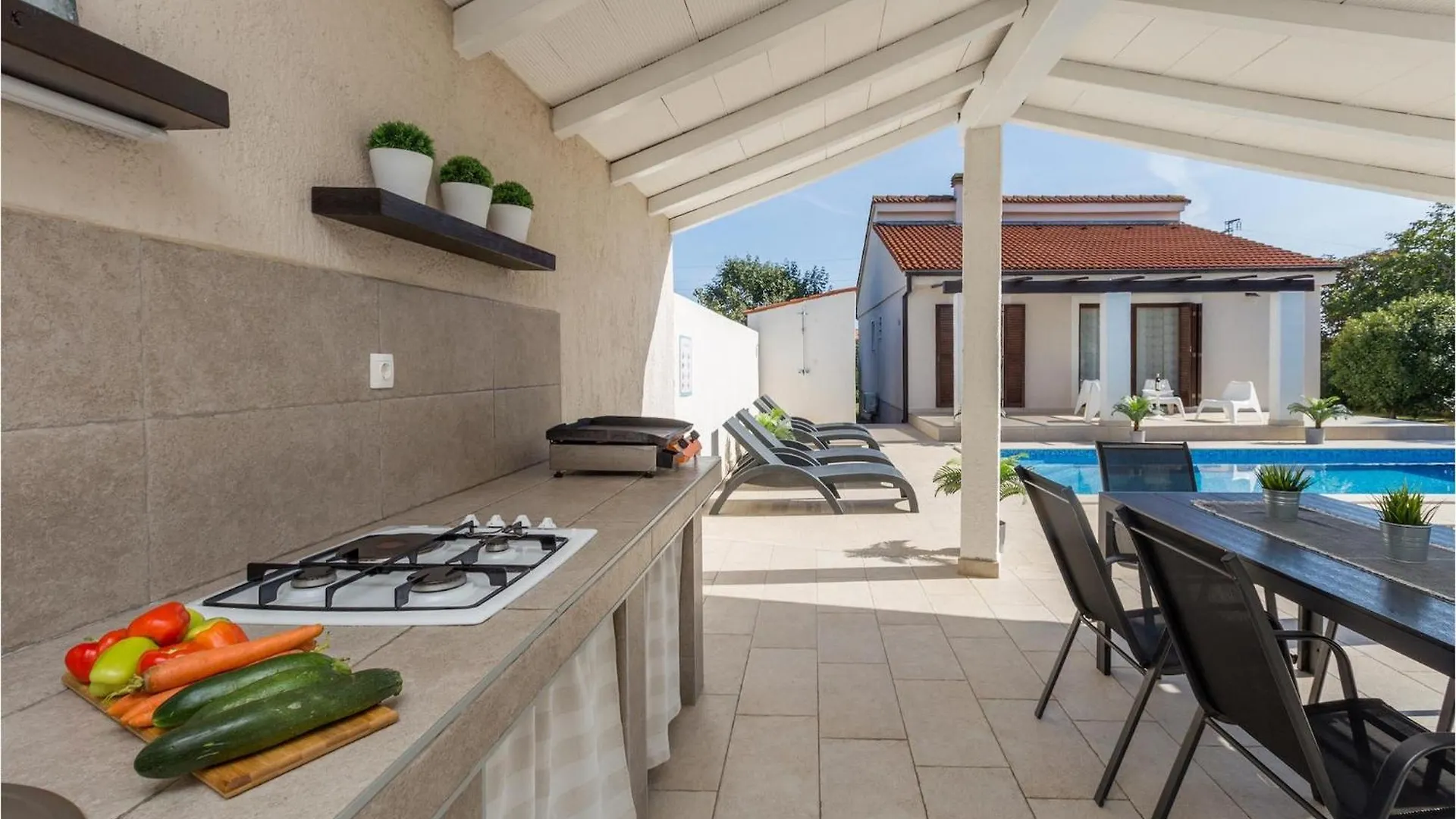 Holiday home Villa Bonasera Sisan