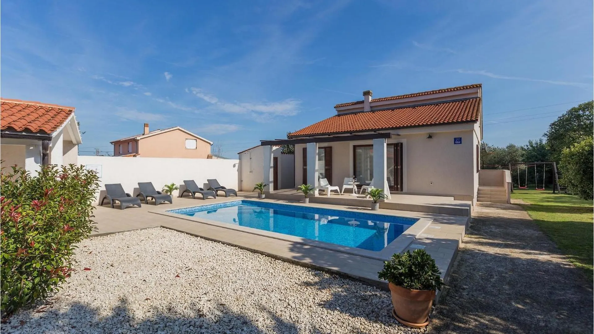 Villa Bonasera Sisan 0*,  Croatia